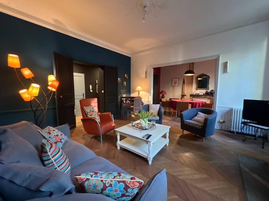 Coeur De Ville, Garage Prive Et Gratuit Avec Terrasse ! Cahors Exteriör bild